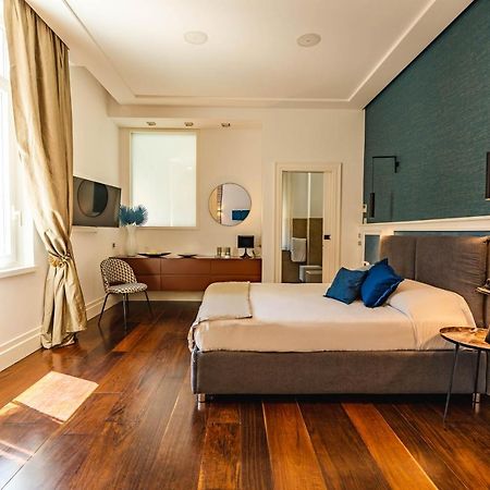 Ad Maiora Boutique Suite Napels Buitenkant foto