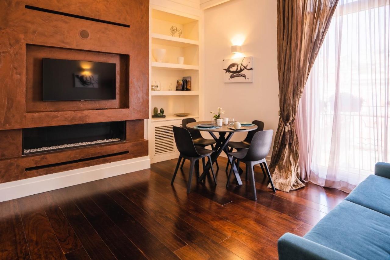 Ad Maiora Boutique Suite Napels Buitenkant foto