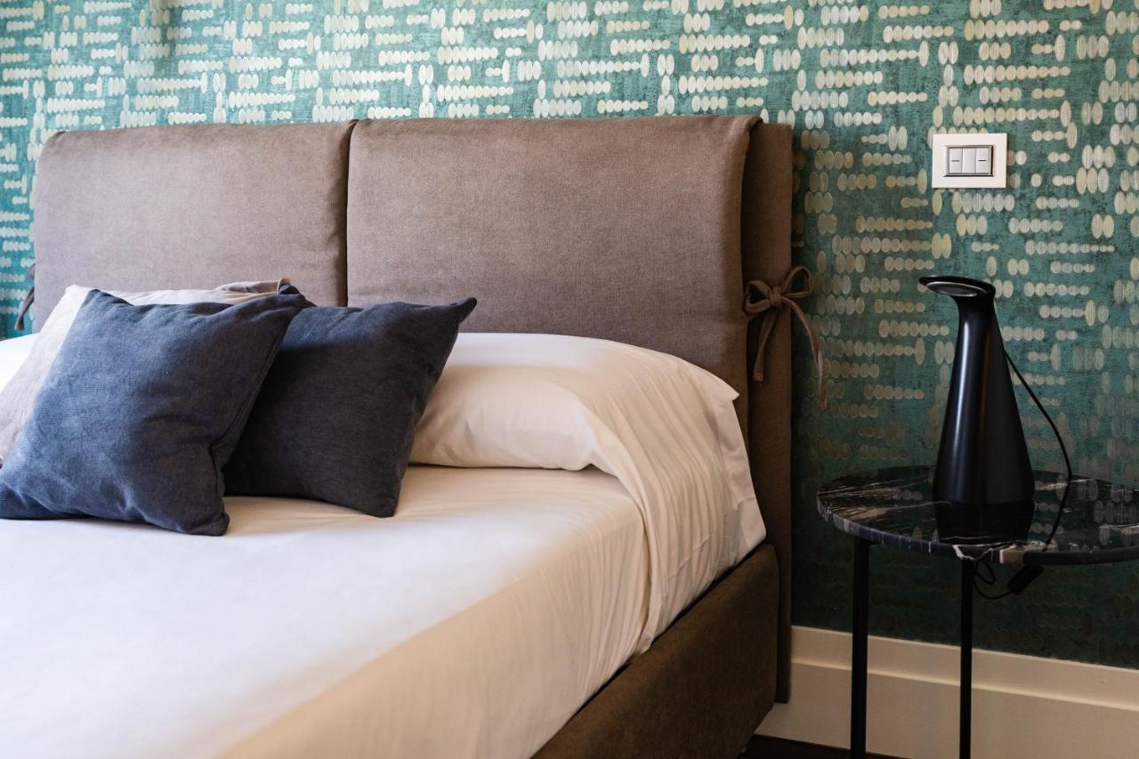 Ad Maiora Boutique Suite Napels Buitenkant foto