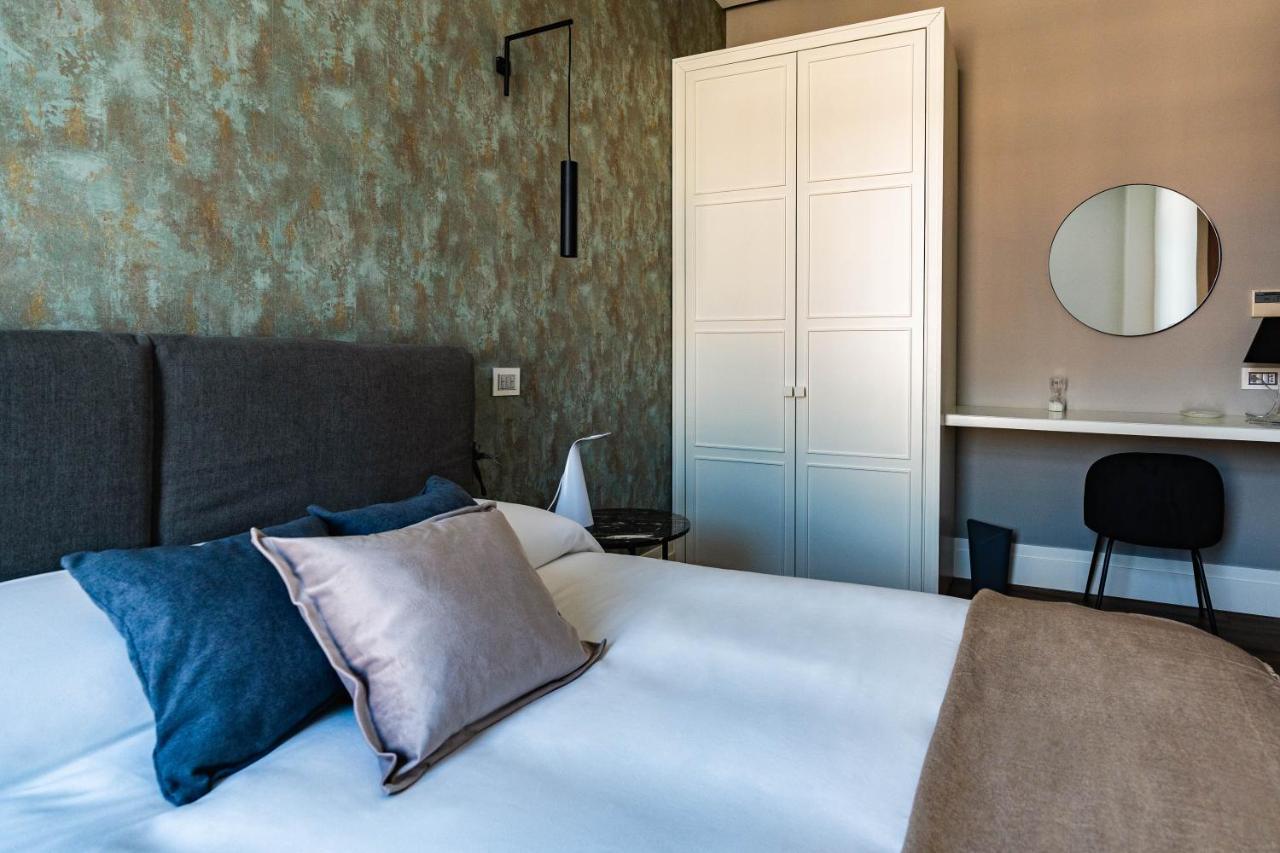 Ad Maiora Boutique Suite Napels Buitenkant foto