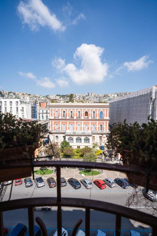 Ad Maiora Boutique Suite Napels Buitenkant foto